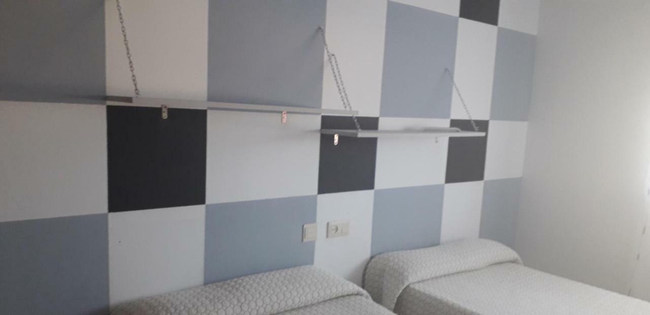 Hostal El Tropezon Matallana de Valmadrigal Dış mekan fotoğraf